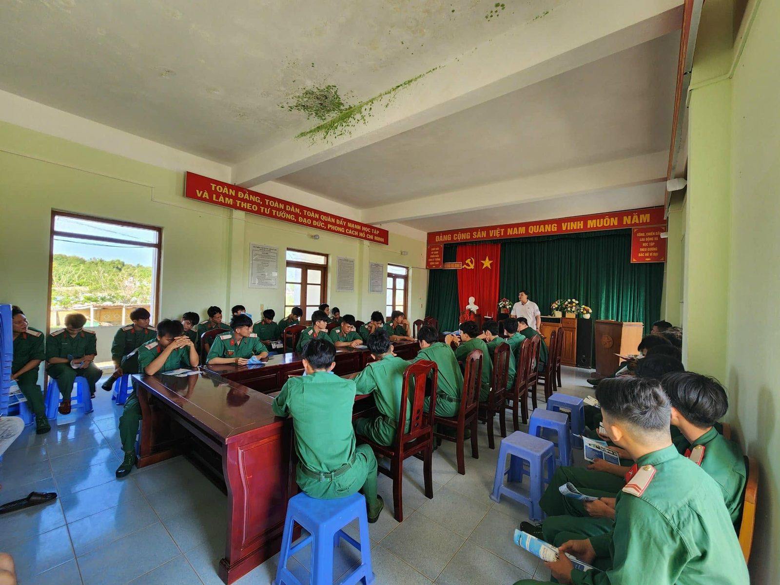 Tiếng Anh giao tiếp